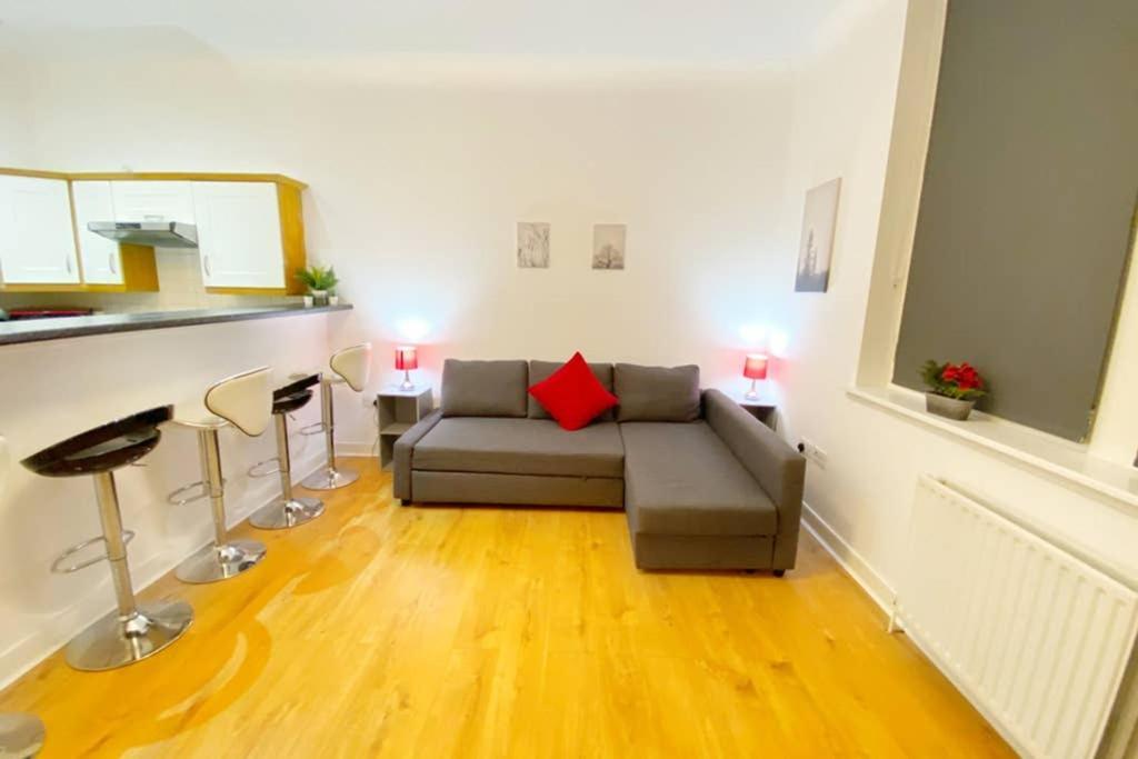 Apartament Cozy Nights - Ibrox Street Glasgow Zewnętrze zdjęcie