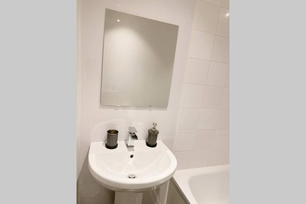 Apartament Cozy Nights - Ibrox Street Glasgow Zewnętrze zdjęcie